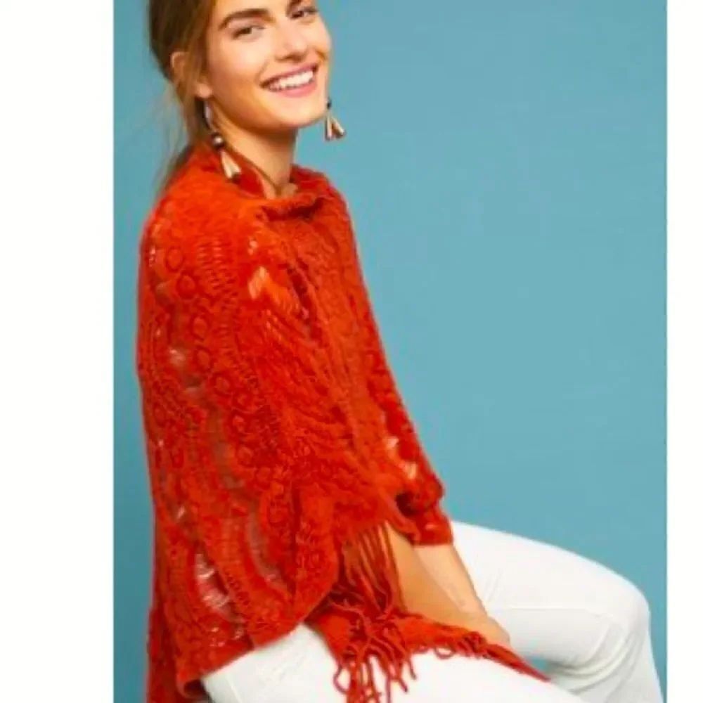 Do Everything In Love poncho